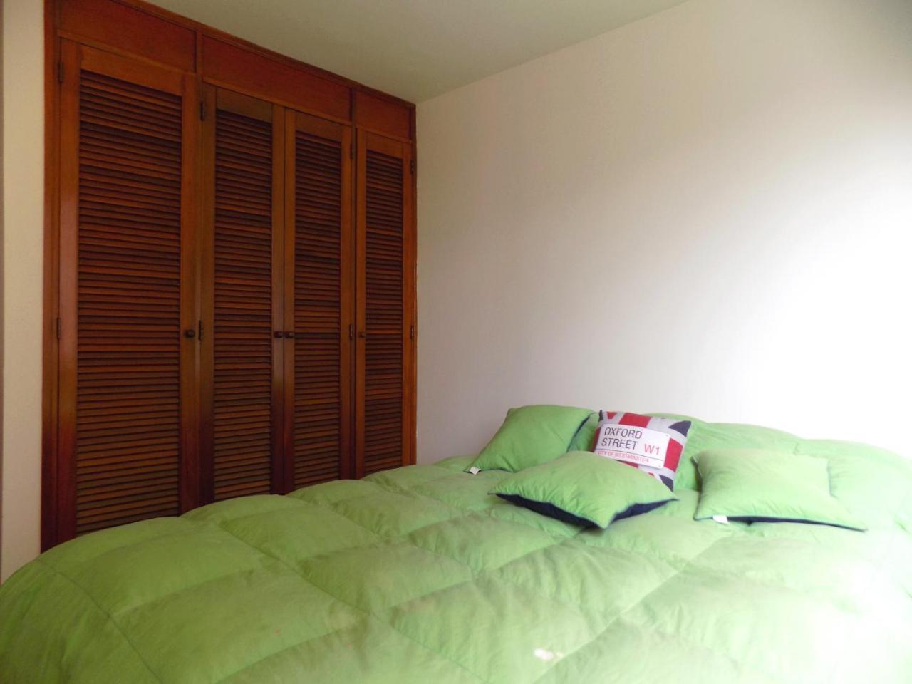 Room And Private Bathroom At Chapinero Alto Bogota Exterior photo