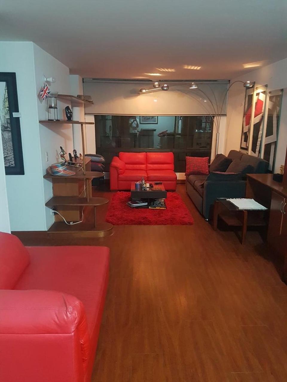 Room And Private Bathroom At Chapinero Alto Bogota Exterior photo